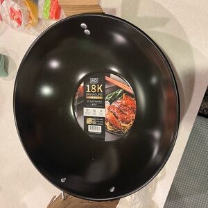 Black Nonstick Wok